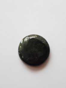 Larvikiet rond cabochon 25x25x6mm