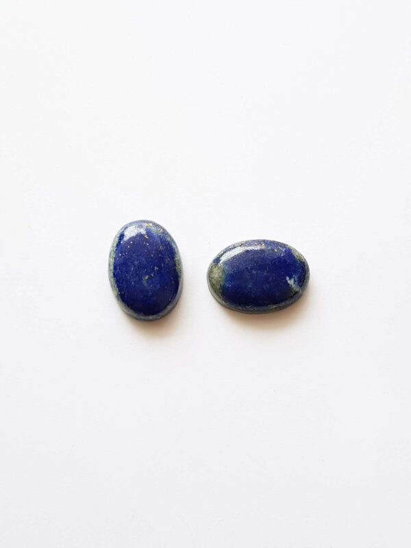 Lapis lazuli ovaal cabochon 18x13x5,2mm per stuk
