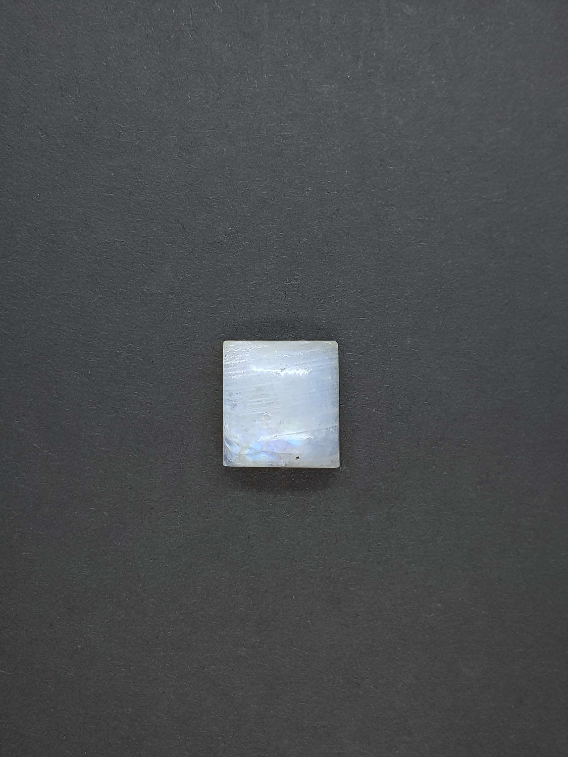 Regenboog maansteen rechthoekig 1 cabochon 17,4x15,9x8,2mm