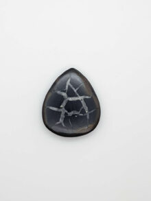 Septarie druppel  cabochon 29,3×24,8×5,9mm