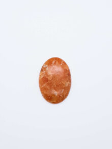 Oranje calciet ovaal cabochon 33×22,8×5,7mm