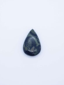 Kambaba jaspis druppel cabochon 28,9×18,9×8,6mm