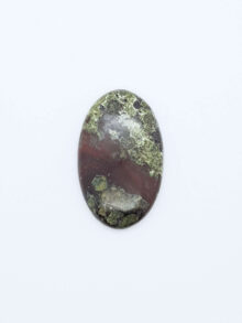 Drakenbloed ovaal cabochon 34,7×21,4×5,9mm