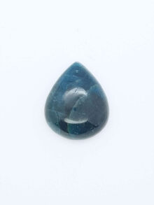 Apatiet druppel cabochon 24,8×20,6×8,6mm