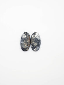 Maligano Jaspis ovaal cabochon 25,1×13,3×3,7mm per paar