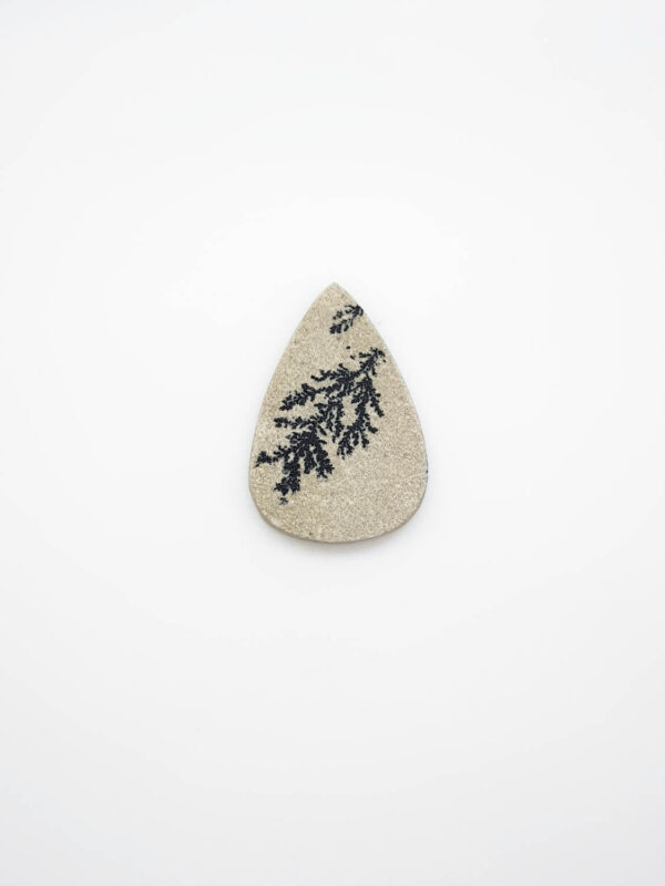 Dendriet ruw druppel cabochon 43,9x29,8x6,6mm