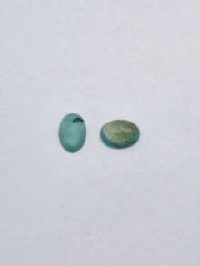 Tibetaanse turquoise ovaal cabochon 14x10x4mm per stuk